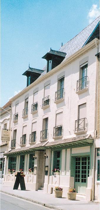 Les Hotes De Cezanne Sézanne Buitenkant foto